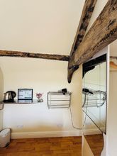 Others 4 The Vale Hotel