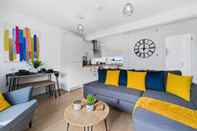 Lainnya Village Cwtch Whitchurch Apartment