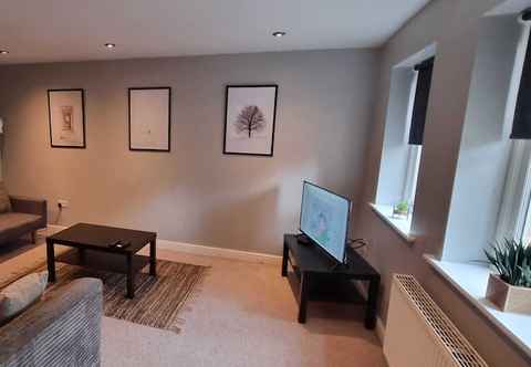 Others Lovely 2-BR Holiday Flat - Free Parking