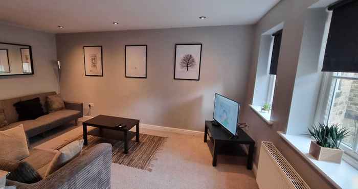 Others Lovely 2-BR Holiday Flat - Free Parking