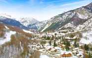 อื่นๆ 7 Asteria 29 (skiing nearby)