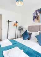 Room Modern 5 Bedroom 3 Bath Hse Aylesbury