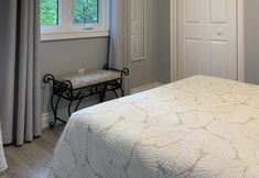 Others 7 Ambiance by the Falls Cozy Suite