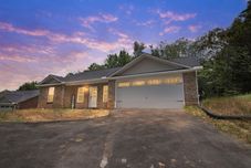 其他 Cheerful 3-bedroom House With Private Parking 3 Home by Redawning