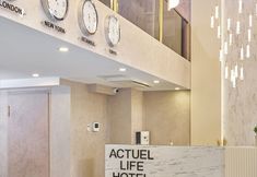 Lain-lain 5 actuel life hotel