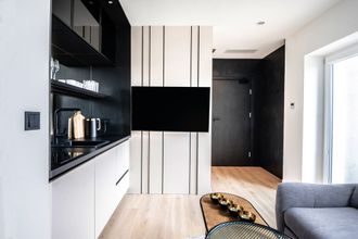 기타 4 MASURIA Apartments