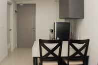 อื่นๆ High Floor And Comfy 1Br At Vasanta Innopark Apartment