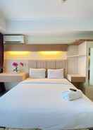 Kamar Homey Furnished Studio At Beverly Dago Apartment