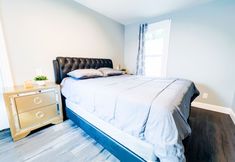 Others 4 The Griffon House