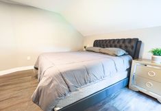 Others 5 The Griffon House