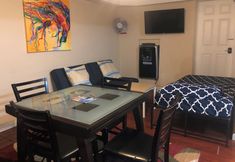 기타 6 Austin Cove near subway