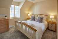 Others The Holt in Whitby With 2 Bedrooms and 1 Bathrooms