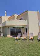 Imej utama 3-bed Townhouse With Pool in Albufeira Balaia