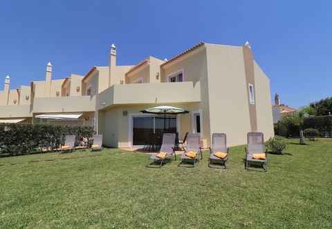 Lain-lain 3-bed Townhouse With Pool in Albufeira Balaia