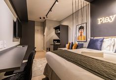 其他 3 Charlie Houx Pinheiros