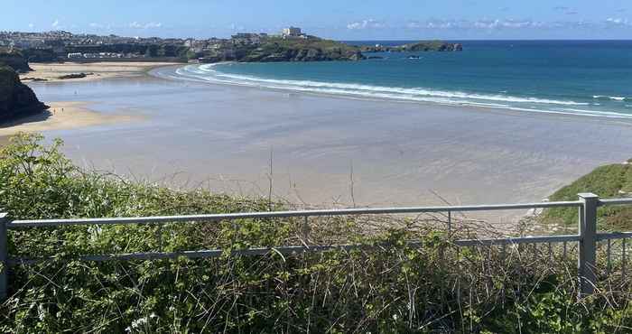 Others Stunning Cliff Edge Apartment in Newquay