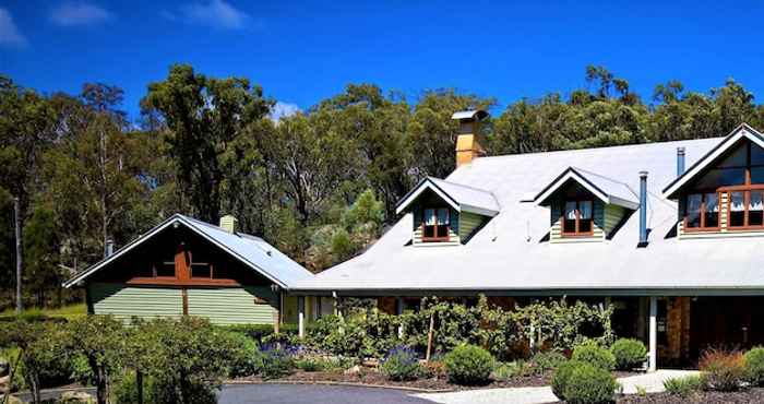 Others Girraween Country Inn