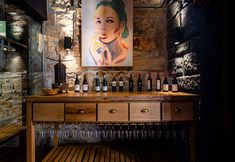 기타 3 Hotel Atari