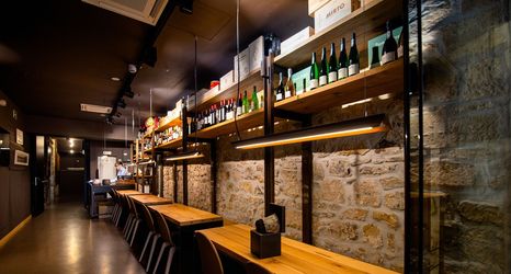 기타 2 Hotel Atari