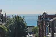 Others a sea View Property With a Short Walk to Beach