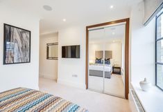 Others 6 Palace Wharf Apartments