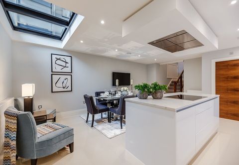 Others Palace Wharf Apartments