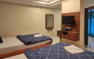 Others 4 Hotel Om Regency