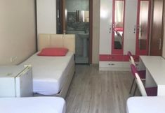 Lain-lain 4 Only Females - Bakirkoy Ladies Hostel
