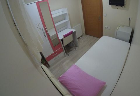 Lain-lain Only Females - Bakirkoy Ladies Hostel