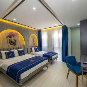 Primary image 1 California Hotel, Ozi Pizza & Pasta Hotels