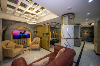 Lainnya 4 California Hotel