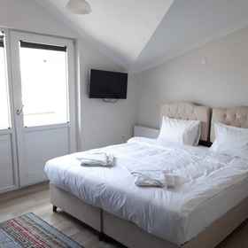 Room 1 Yıldız 2 Apart Otel, Zeferan Cappadocia | Top Steakhouse Restaurant with View | Lux Restaurants near me | Best Breakfast Lunch Dinner | Seafood Hotels