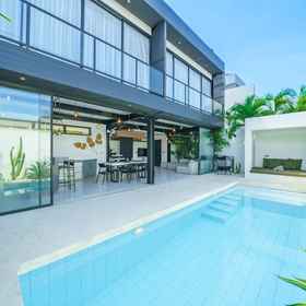 Primary image 1 วิลล่าบาลิทาวน์เฮาส์, โรงแรม & ที่พัก Bocami Suites By Azure