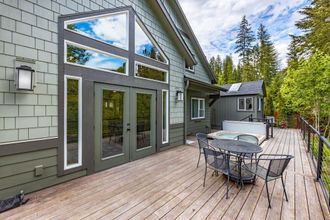 Khác 4 River House Retreat 2 Bedroom Home by Redawning