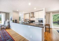 其他 4 Point Lyle 3 Bedroom Home by RedAwning