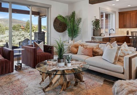 Lain-lain Juniper Mesa At Brasada 4 Bedroom Home by Redawning