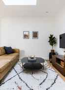 Foto utama The Belsize Park Arms - Comfortable & Elegant 3bdr Flat