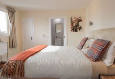 อื่นๆ 6 16 Fairfield Road