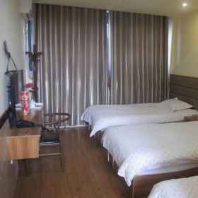 Room 1 Riverside Hotel, Zaozhuang Hotels