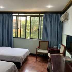 Primary image 1 Hotels Hua Feng, Guangfeng Xian Hotels