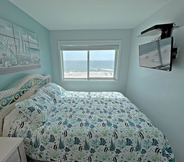 Others 3 Island Shores 550 3 Bedroom Condo by Redawning
