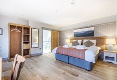 Khác 5 Charlcombe Inn