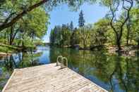 Others Cozy Cabin On The Cove - Let Your Stress Melt Away at the Cozy Cabin on the Cove - Lakefront With Private Dock by Redawning