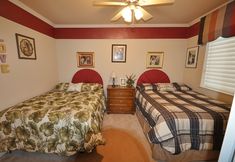 Others 5 Yosemite Villa - Only 0.3 Miles from Lake Lodge Beach and Playground by Yosemite Region Resorts