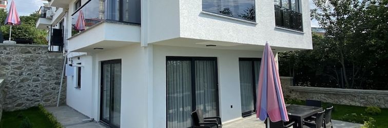 Lain-lain Villa Deniz