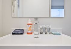 Others 7 Miami Suite 308