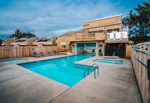 Others Surfcrest Resort