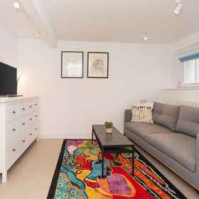 Primary image 1 The Blue Door, Hotel Chew Stoke