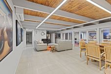 其他 Hilltop Country Retreat with Seaviews