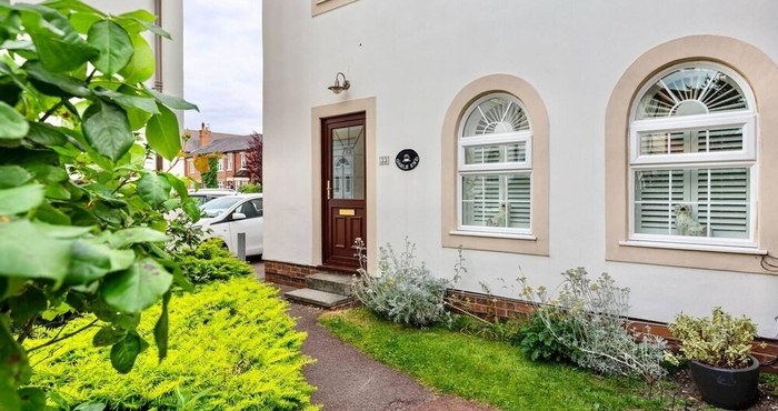 Others Charming 3-bed House in Lytham Saint Annes